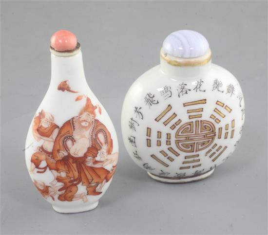 Two Chinese iron-red decorated porcelain snuff bottles, 19th century, 7.7cm and 6.5cm